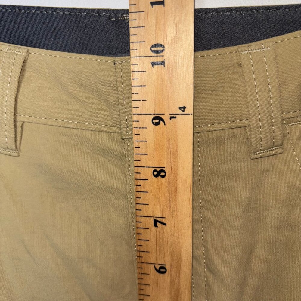 Eddie Bauer Rainier Cargo Pants Men's Size 30 x 30 Beige Outdoor Camping Stretch - Picture 8 of 11